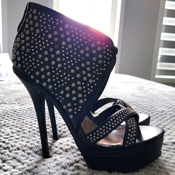 Bebe Black High Heels Platforms - Picture 4 of 7